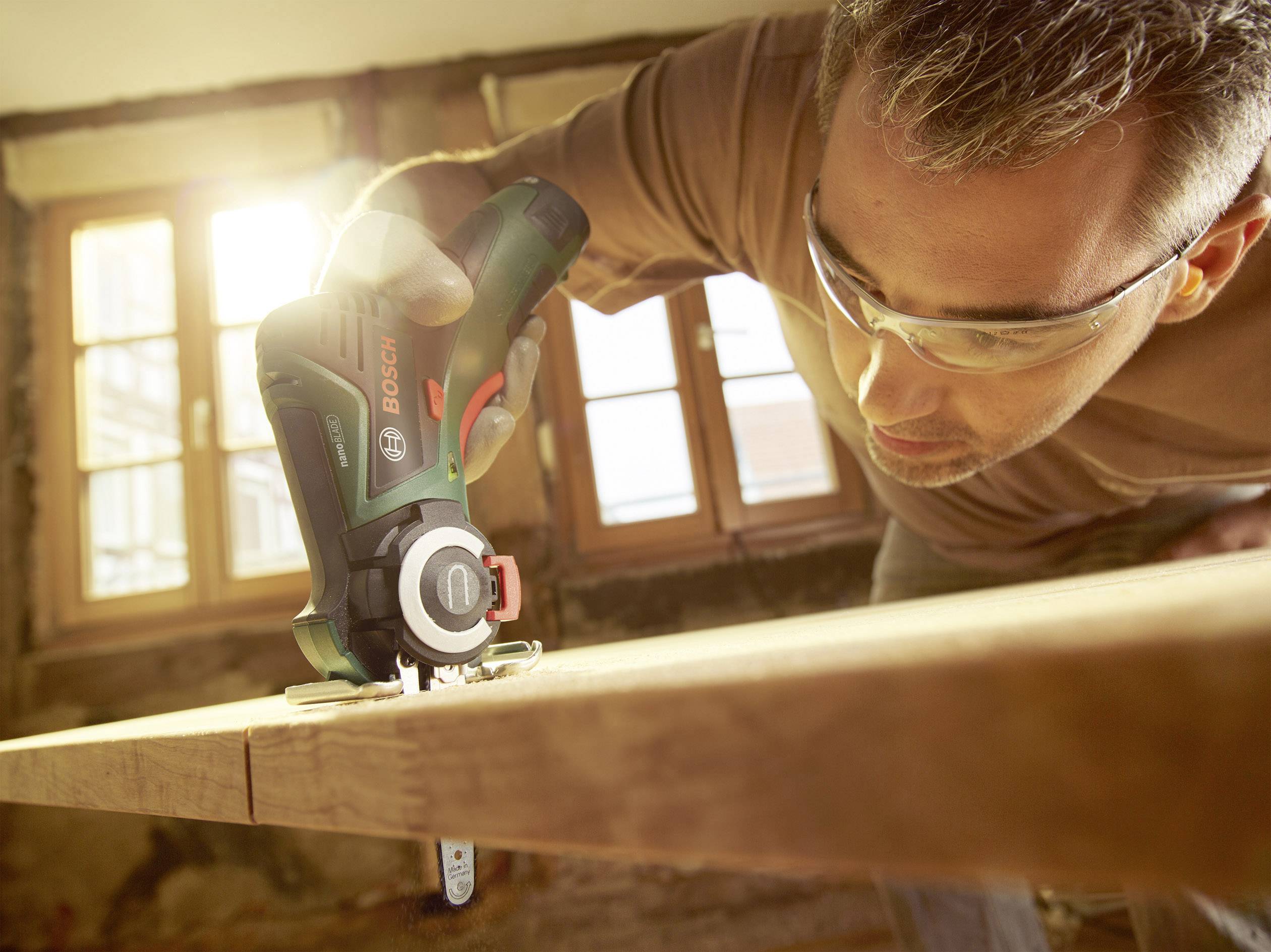 Bosch akumulatorska lančana testera EasyCut 12 (06033C9001) - Slika 3