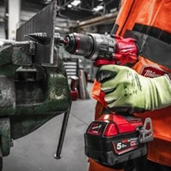 Milwaukee akumulatorska bušilica-odvijač M18 FPD3-502X (4933479860)