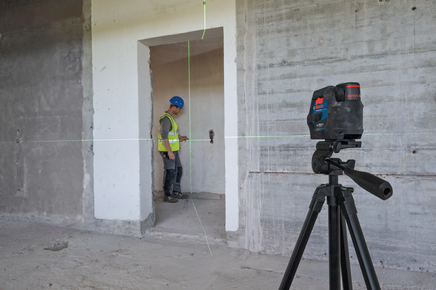 Bosch građevinski laser GCL 12V-50-22 CG (0601066S00)