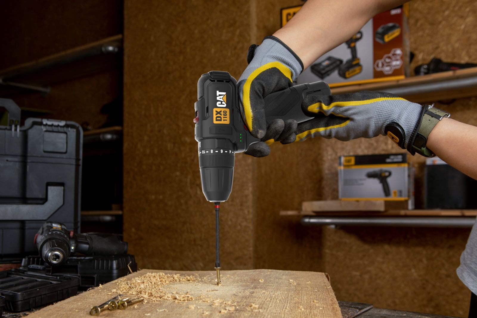 CAT akumulatorska bušilica odvijač 12V DX1160