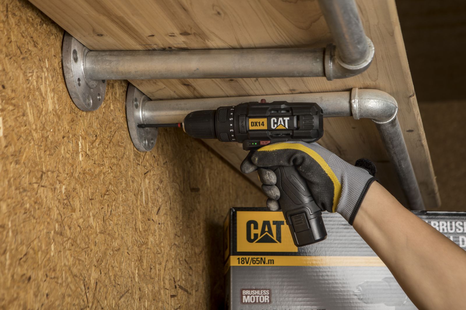 CAT akumulatorska bušilica odvijač 12V DX14